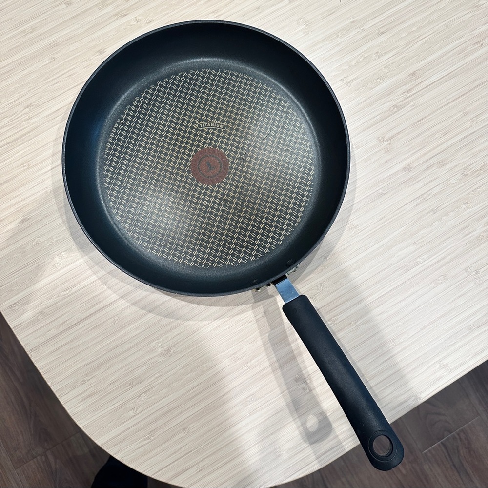 T-Fal Nonstick Frying Pan 12 inch